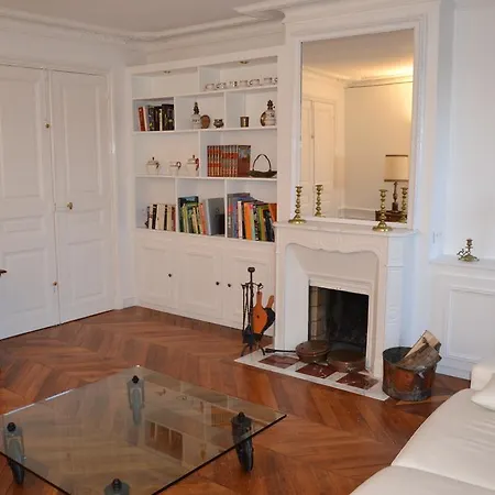 Appartement Moulin Rouge II-2